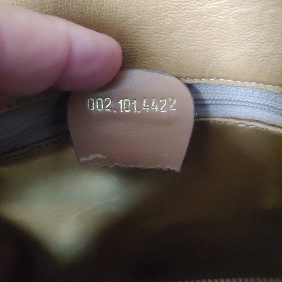 VINTAGE GUCCI BAG. GG LOGO. NEW LINING. EUC. - Picture 8 of 11